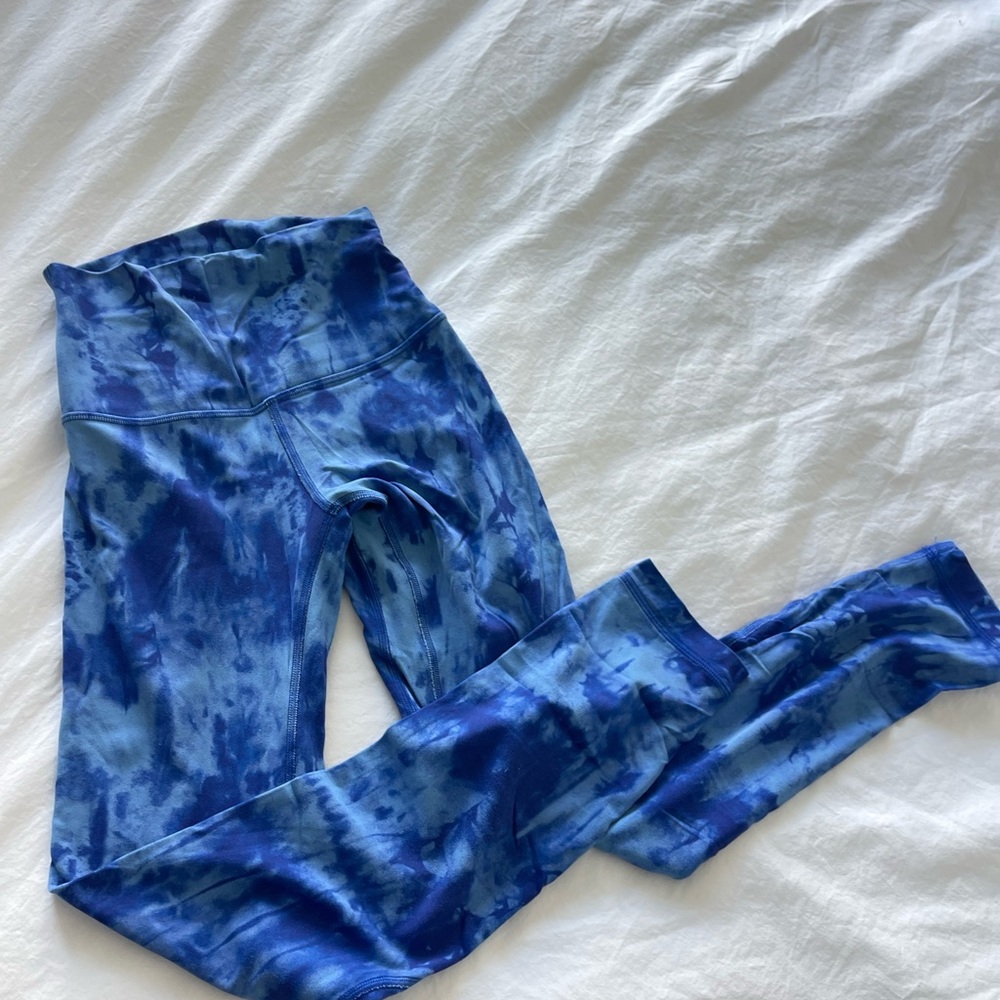 Lululemon align Blue Tie-Dye leggings size 2